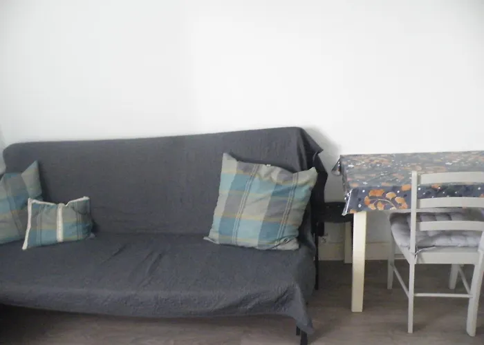 Charmant F2 De 30M2 Moin Cher A 25 Min De Paris Jusqu\'A 5 Personnes