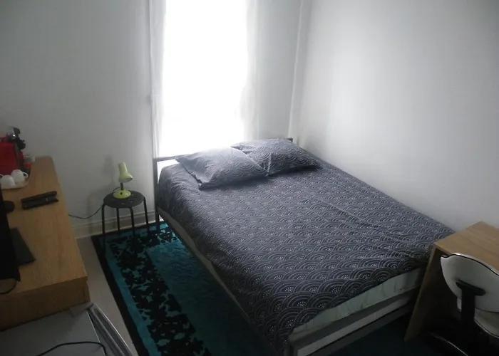 Charmant F2 De 30M2 Moin Cher A 25 Min De Paris Jusqu\'A 5 Personnes